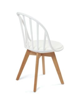 chaise-scandinave-design-confort-coussin-blanc