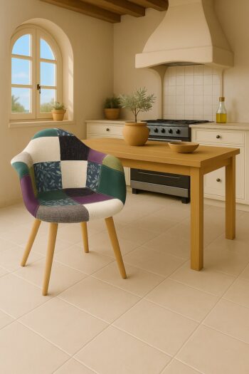 chaise-accoudoirs-patchwork-mediterraneen-cuisine-kayelles